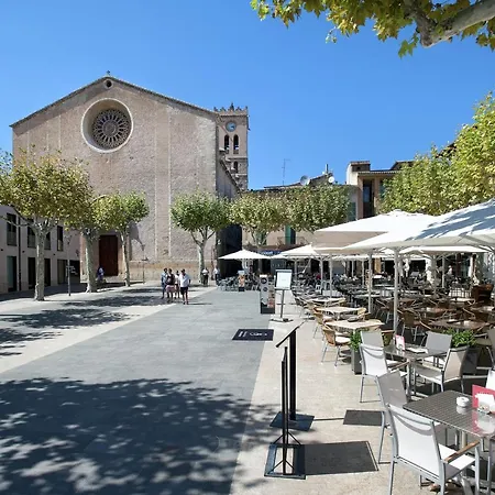 Owl Esteva - Family And Friends *