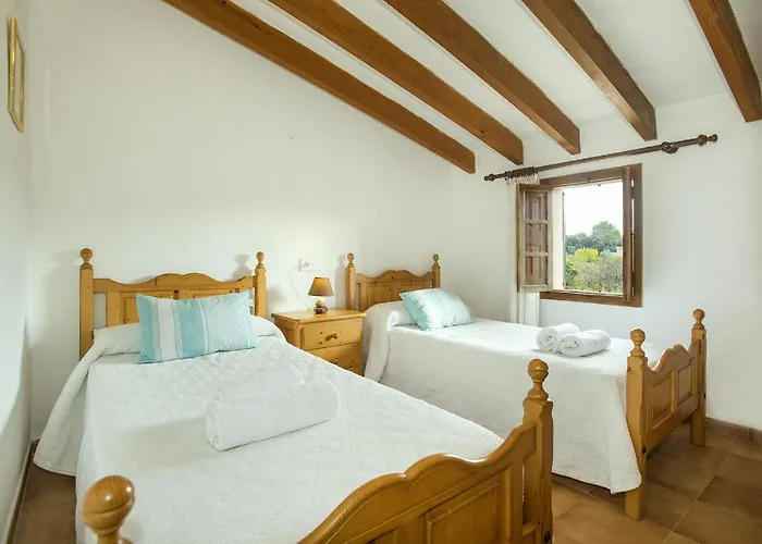 Owl Esteva - Family And Friends