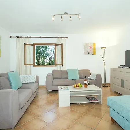 Owl Esteva - Family And Friends Willa Pollensa